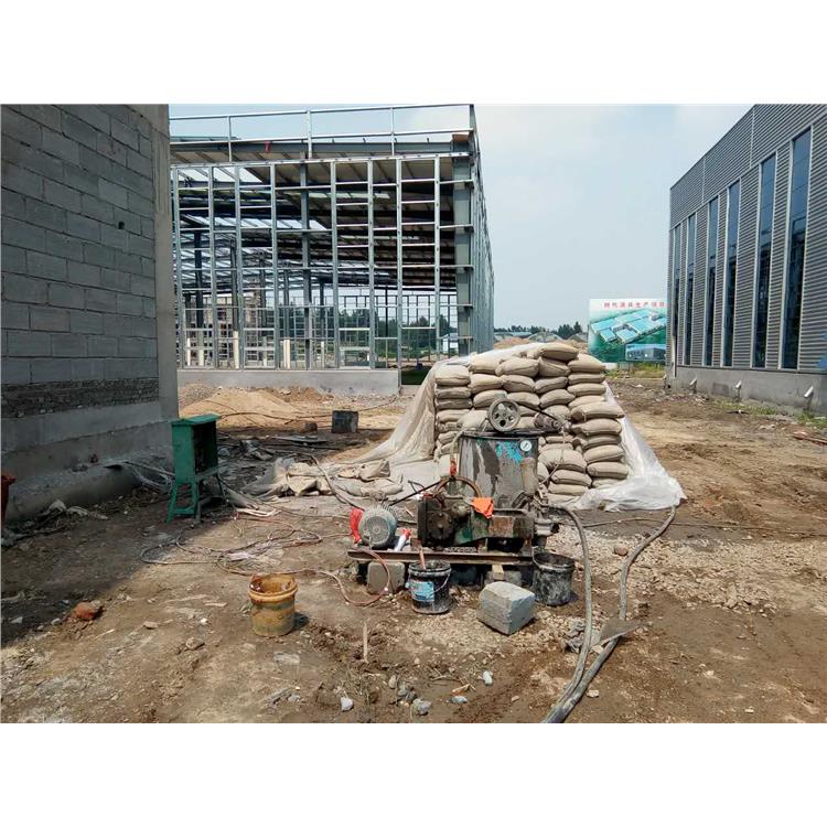 五湖渔场地基下沉注浆加固施工